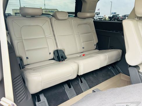 Used 2023 Lincoln Navigator Reserve AWD/4WD image 43