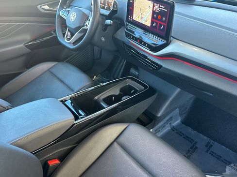 Used 2023 Volkswagen ID.4 Pro S image 19