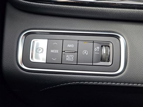 New 2026 Buick Enclave Preferred w/ Power Package AWD/4WD image 19