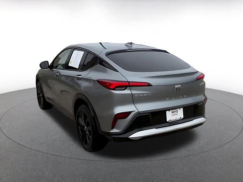 Used 2025 Buick Envista Sport Touring image 11