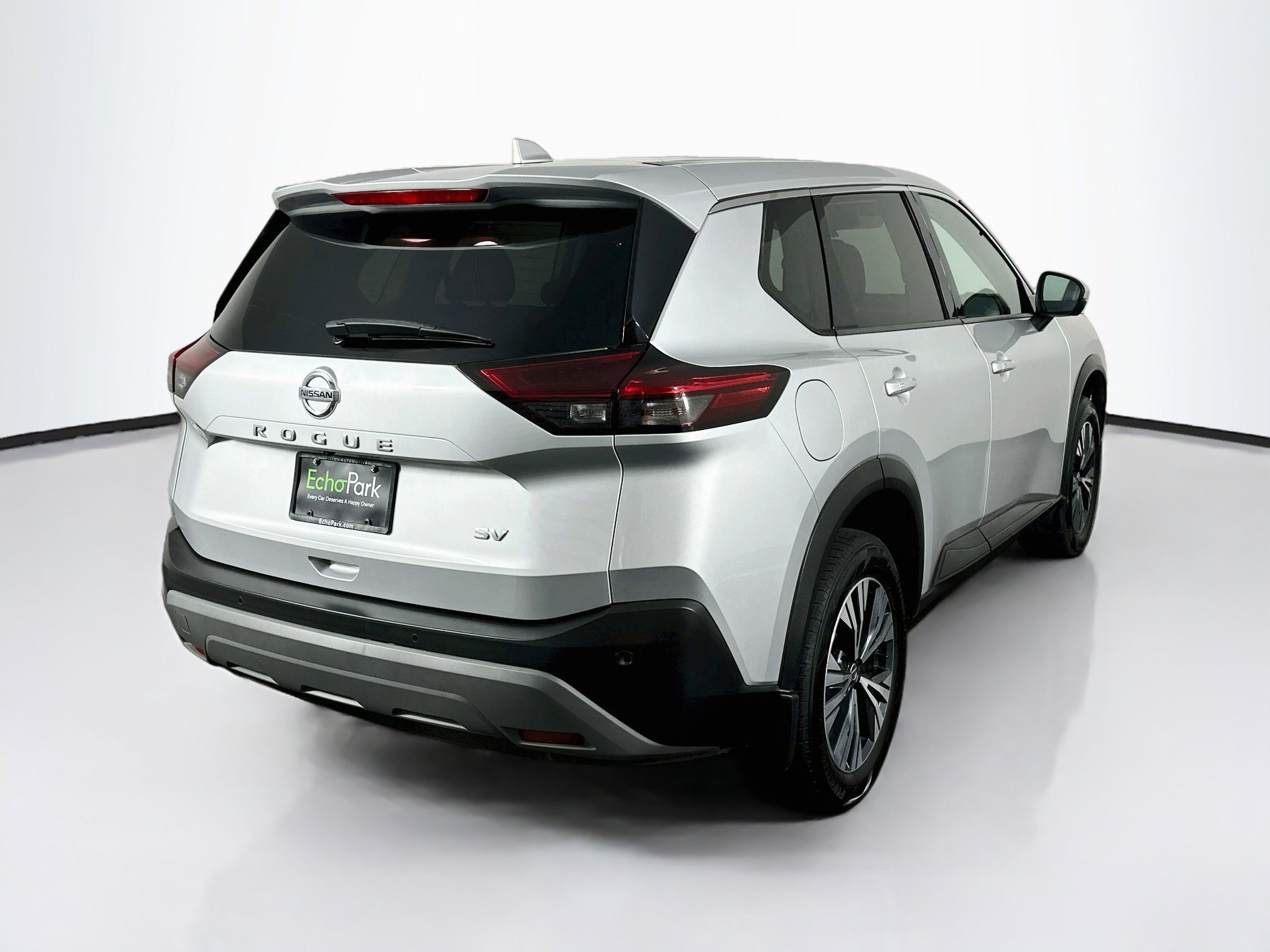 Used 2021 Nissan Rogue SV FWD image 9