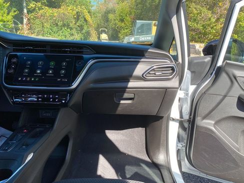 Used 2023 Chevrolet Bolt LT image 27