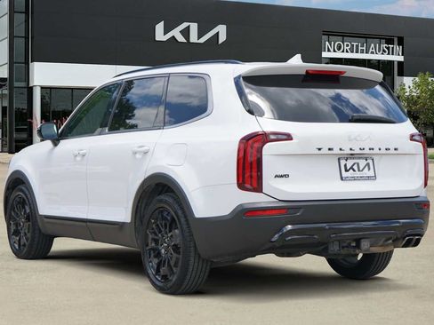 Certified 2022 Kia Telluride SX w/ SX Prestige Package AWD/4WD image 4