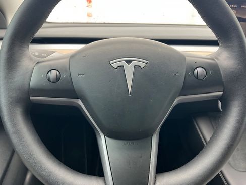 Used 2023 Tesla Model 3 Performance image 25
