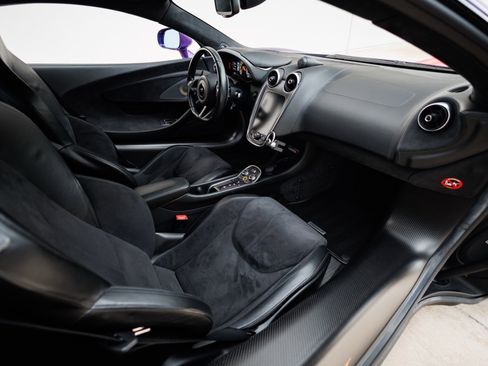 Used 2019 McLaren 600LT Rare MSO Mauvine Blue Tons of image 42