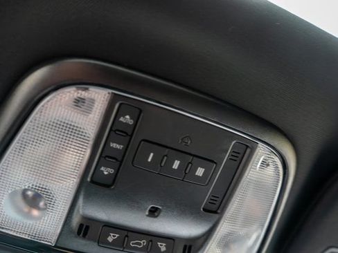 Used 2025 Dodge Durango R/T AWD/4WD image 37