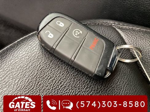 Used 2025 Jeep Compass Limited AWD/4WD image 28