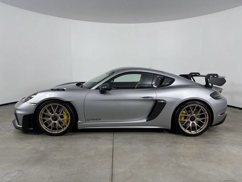 Used 2024 Porsche 718 Cayman GT4 RS RWD image 2