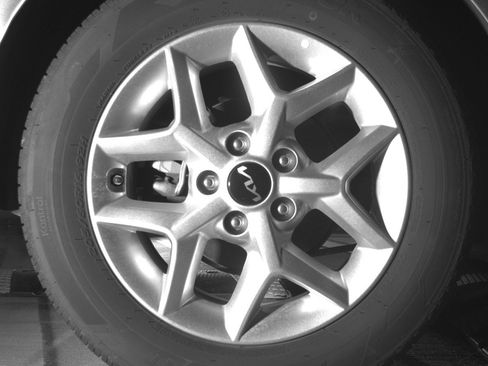 Used 2025 Kia Soul LX w/ LX Technology Package FWD image 15