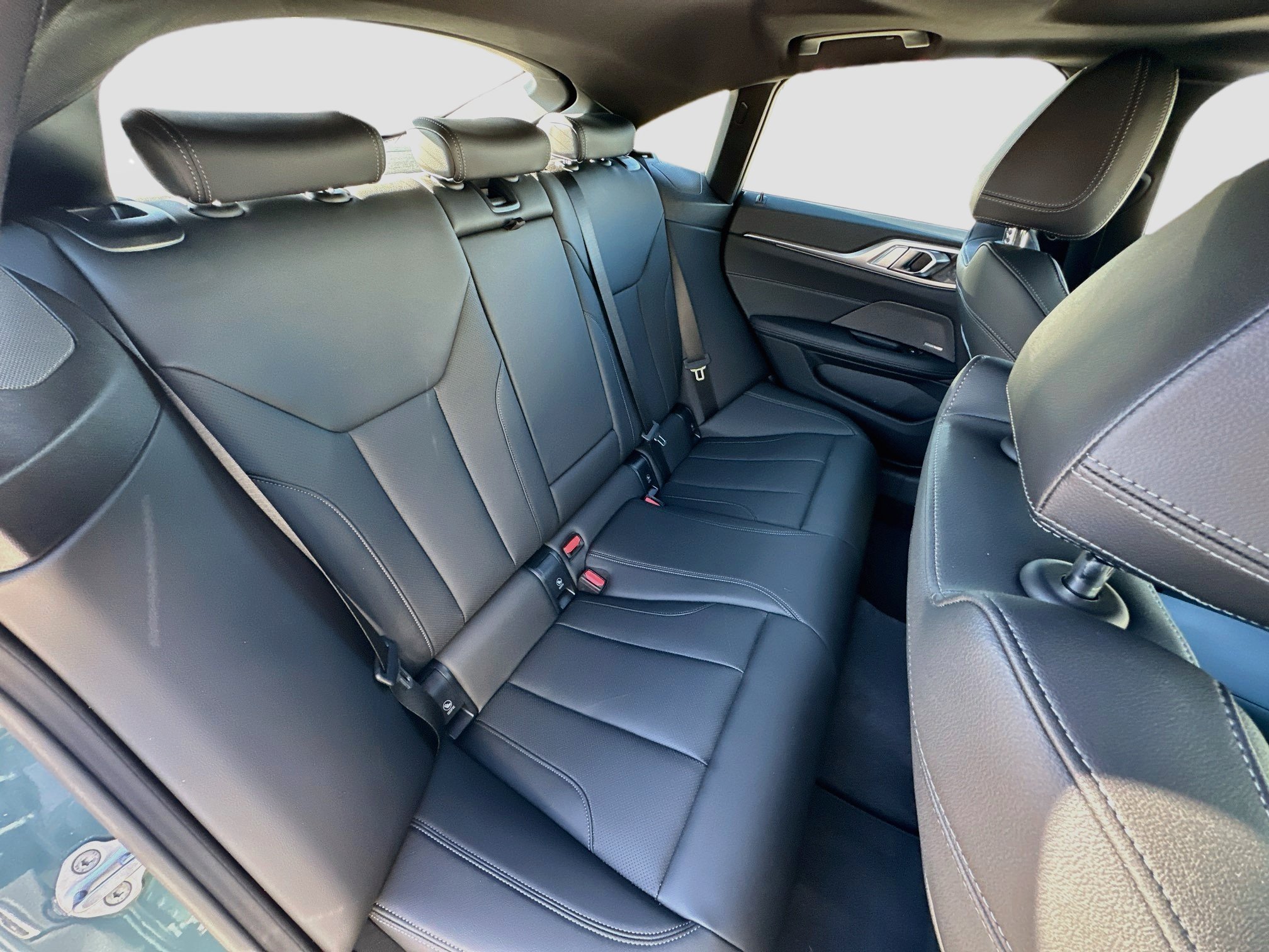 Used 2025 BMW 430i w/ Premium Package RWD image 30
