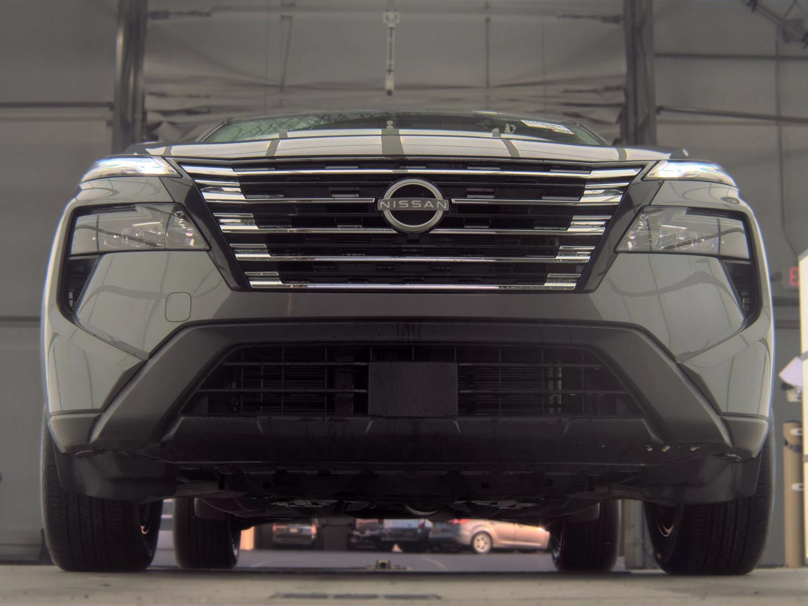 Used 2026 Nissan Rogue SV AWD/4WD image 3