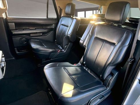 Used 2024 Ford Expedition Max XLT image 26