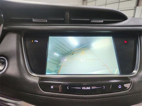 Used 2018 Cadillac XT5 Premium Luxury image 32