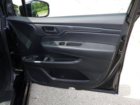 Used 2023 Honda Odyssey Sport image 15