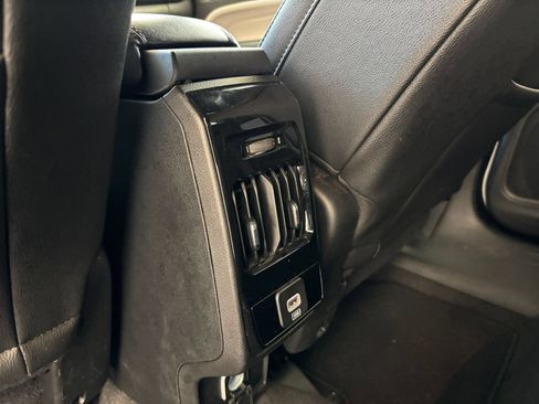 Used 2025 Jeep Compass Limited AWD/4WD image 23