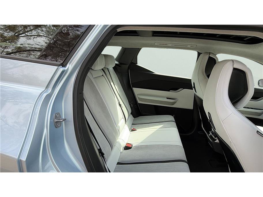 Used 2023 Fisker Ocean Extreme AWD/4WD image 20