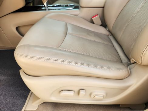 Used 2014 Nissan Pathfinder Platinum w/ Platinum Premium Package image 23