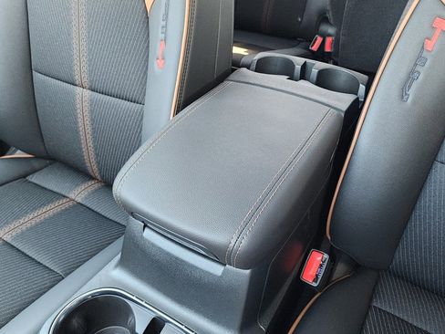 New 2026 GMC Canyon AT4 image 34