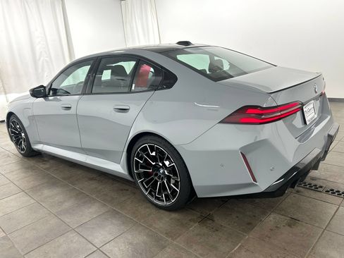 New 2026 BMW M5 w/ Executive Package AWD/4WD image 5
