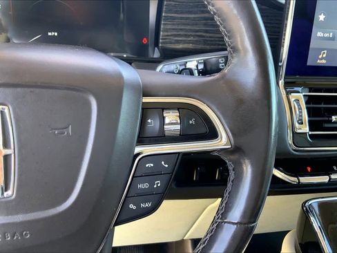 Used 2019 Lincoln Navigator Black Label w/ Cargo Package image 24
