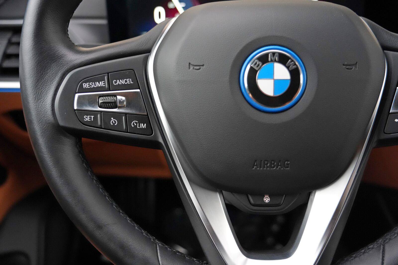 Used 2023 BMW i4 eDrive35 w/ Premium Package RWD image 22