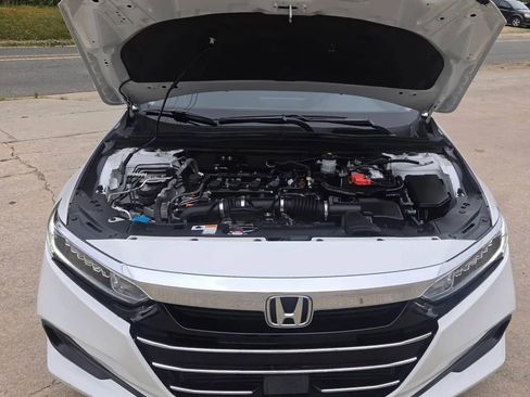 Used 2022 Honda Accord LX image 5