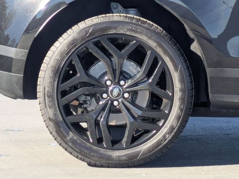 Used 2022 Land Rover Range Rover Evoque SE image 9