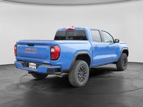 New 2026 GMC Canyon Elevation w/ Technology Package AWD/4WD image 14