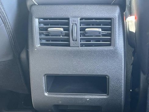 New 2026 Mitsubishi Outlander SE FWD image 16
