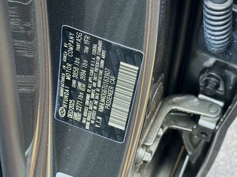 New 2026 Hyundai Elantra Sport FWD image 24