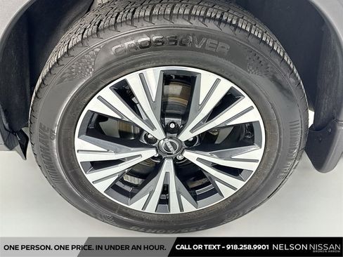 Certified 2023 Nissan Rogue SV w/ SV Premium B Package FWD image 31