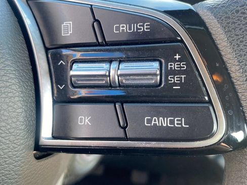 Used 2020 Kia Forte LXS FWD image 15