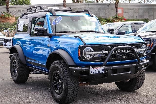 Certified 2021 Ford Bronco Wildtrak AWD/4WD image 3