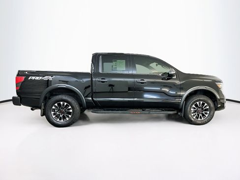 Used 2024 Nissan Titan PRO-4X w/ Pro-4x Convenience Package image 10