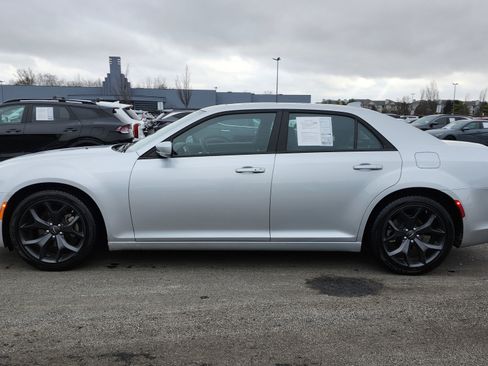 Used 2023 Chrysler 300 S image 15