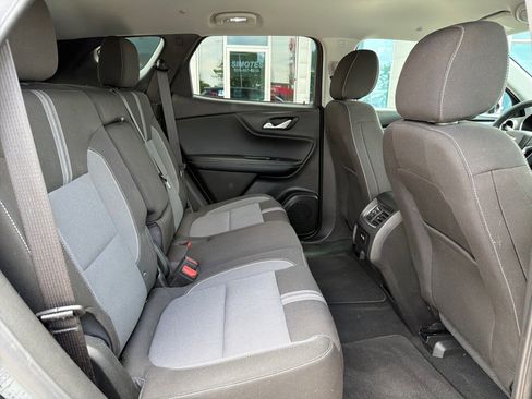 Used 2025 Chevrolet Blazer LT AWD/4WD image 25