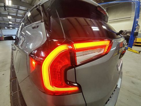 Certified 2024 GMC Terrain SLT w/ Infotainment Package II AWD/4WD image 31