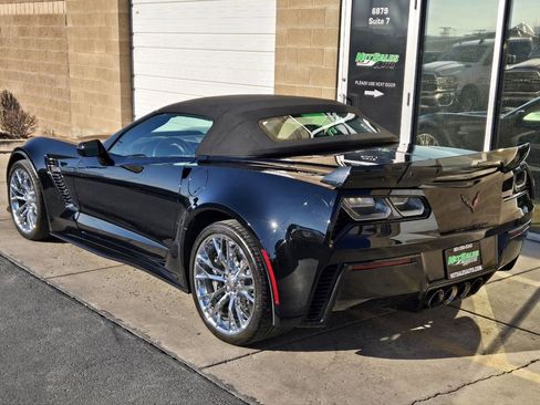 Used 2016 Chevrolet Corvette Z06 w/ Z07 Performance Package image 3