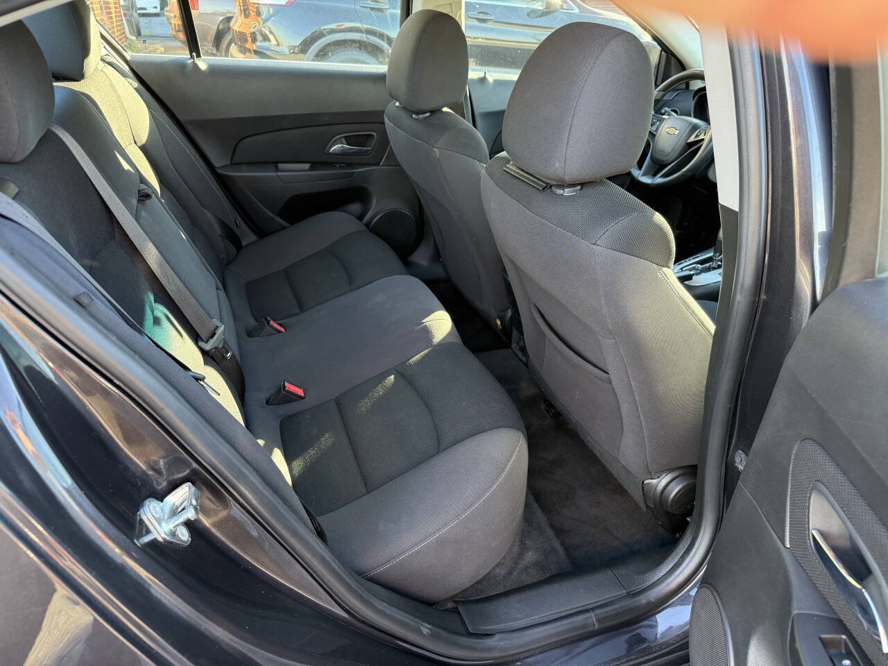 Used 2015 Chevrolet Cruze LT FWD image 18