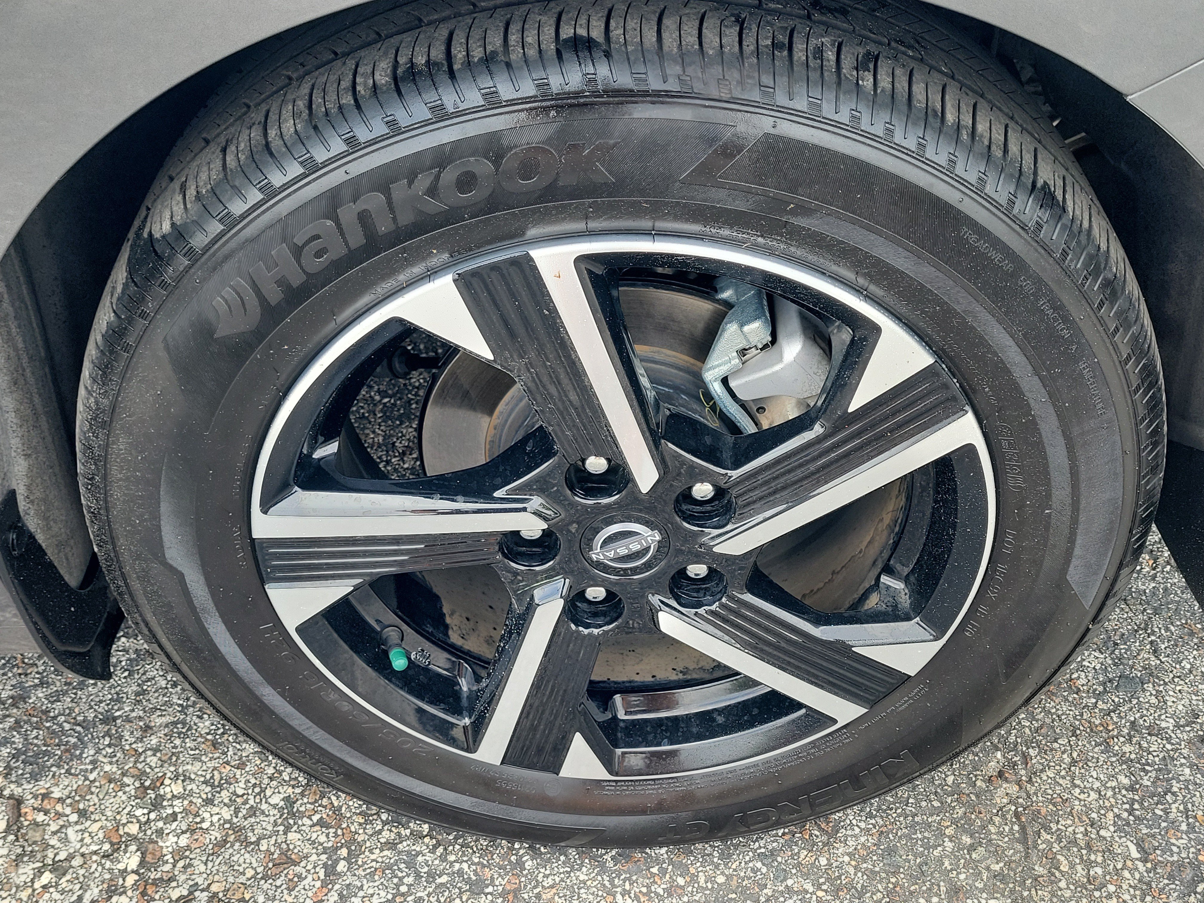 Certified 2025 Nissan Sentra SV FWD image 8