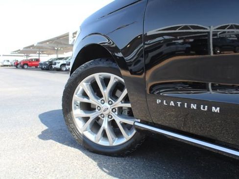 Used 2018 Ford Expedition Max Platinum AWD/4WD image 14