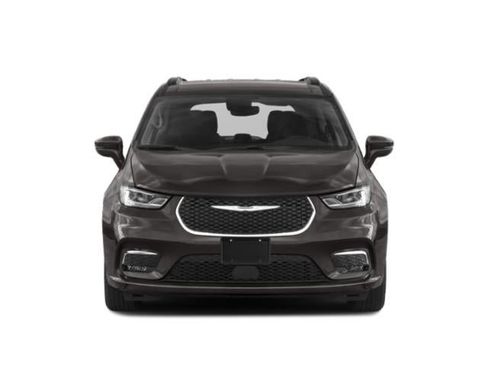 Used 2023 Chrysler Pacifica Touring-L FWD image 4