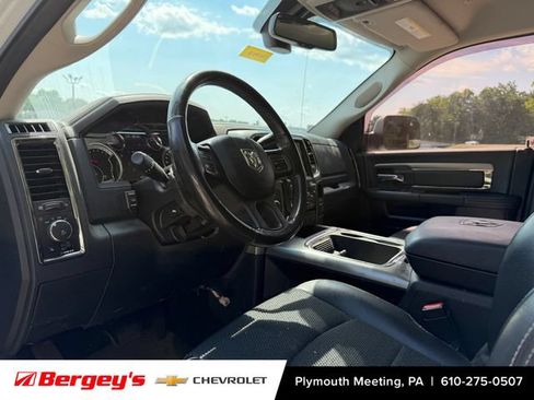 Used 2018 RAM 2500 Big Horn w/ Sport Appearance Group AWD/4WD image 3