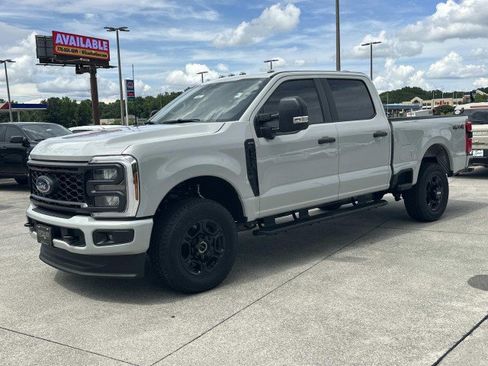 New 2026 Ford F250 XL w/ STX Appearance Package AWD/4WD image 3