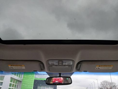 Used 2006 Hyundai Azera Limited image 9