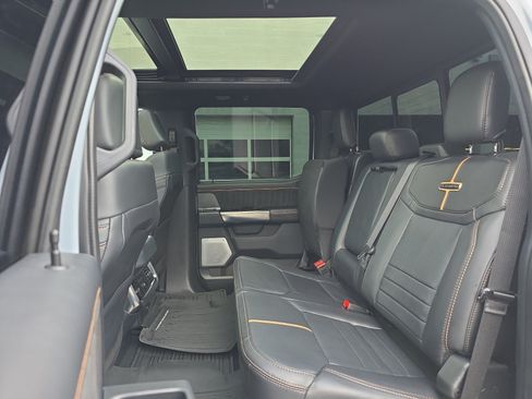Used 2024 Ford F350 Platinum AWD/4WD image 28