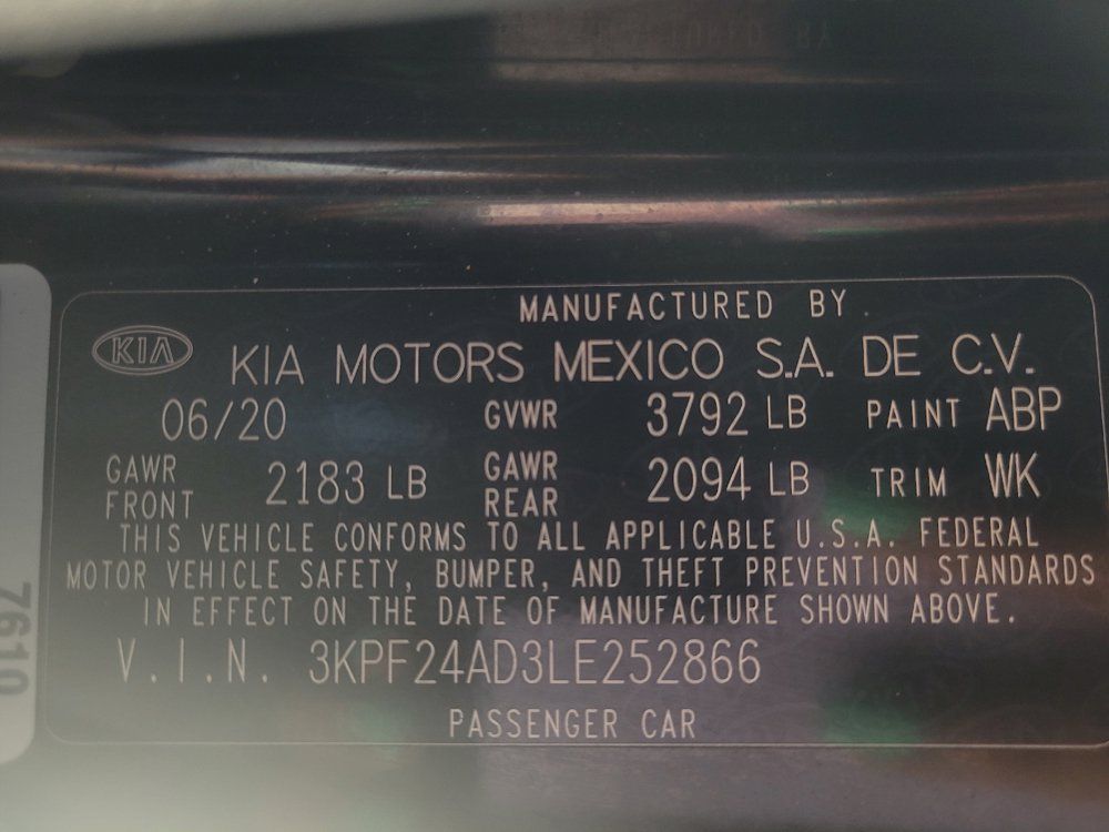 Used 2020 Kia Forte LXS FWD image 33