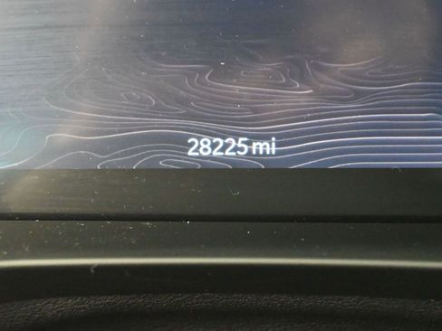 Used 2024 Jeep Grand Cherokee Altitude image 34