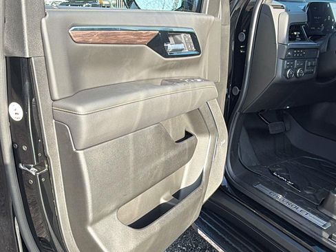 New 2026 Chevrolet Tahoe Premier w/ Sun And Tow Package AWD/4WD image 11