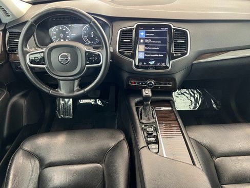 Used 2017 Volvo XC90 T6 Momentum w/ Vision Package AWD/4WD image 17